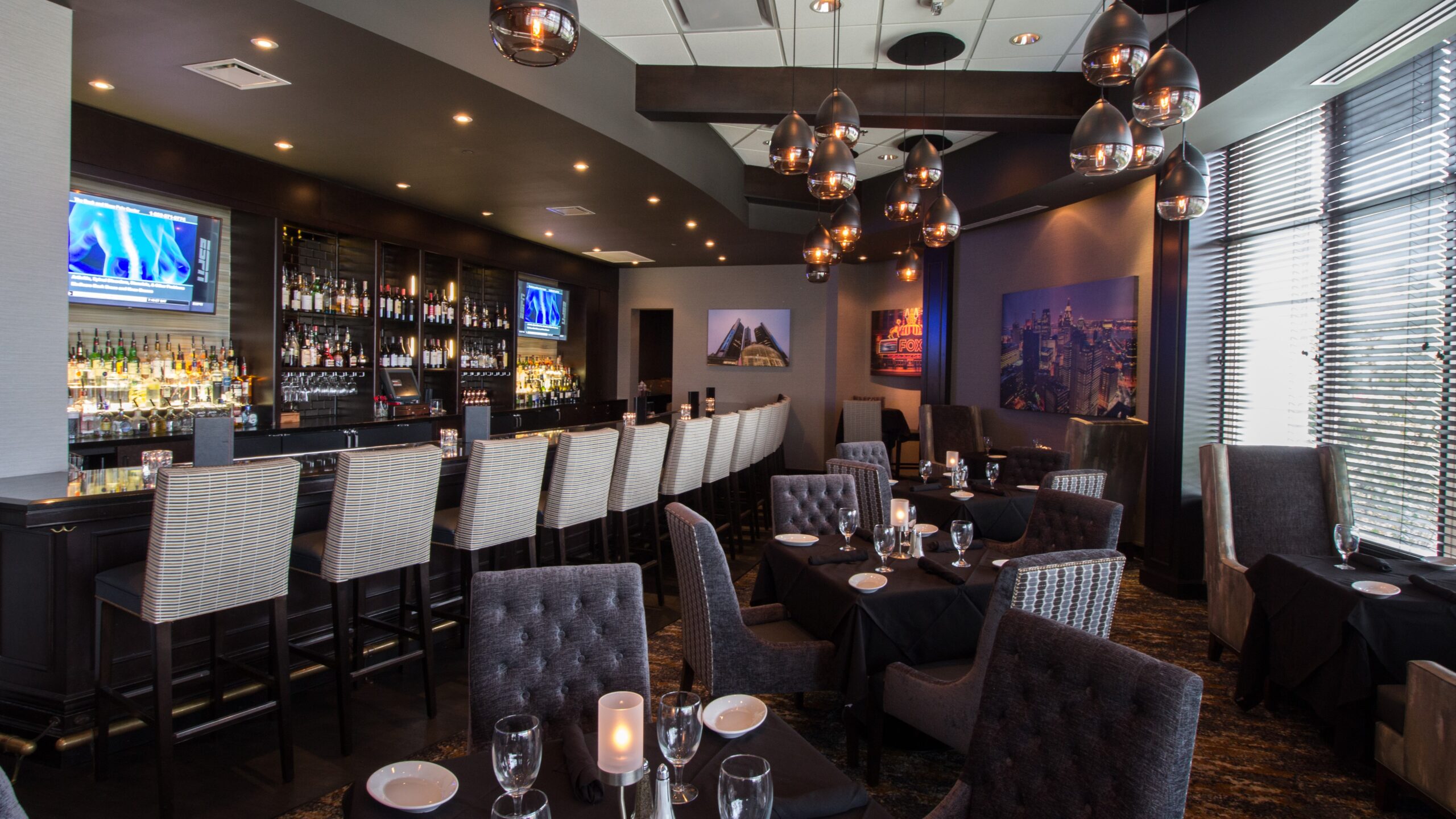 Ruth's Chris Dining Room Main