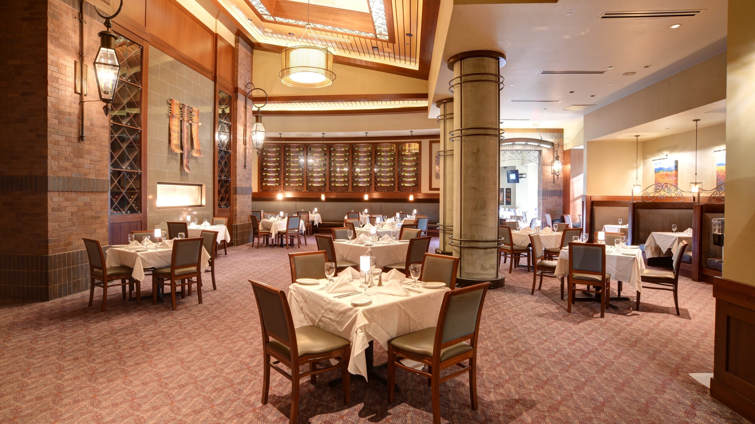 Ruth's Chris Main Dining Room 2