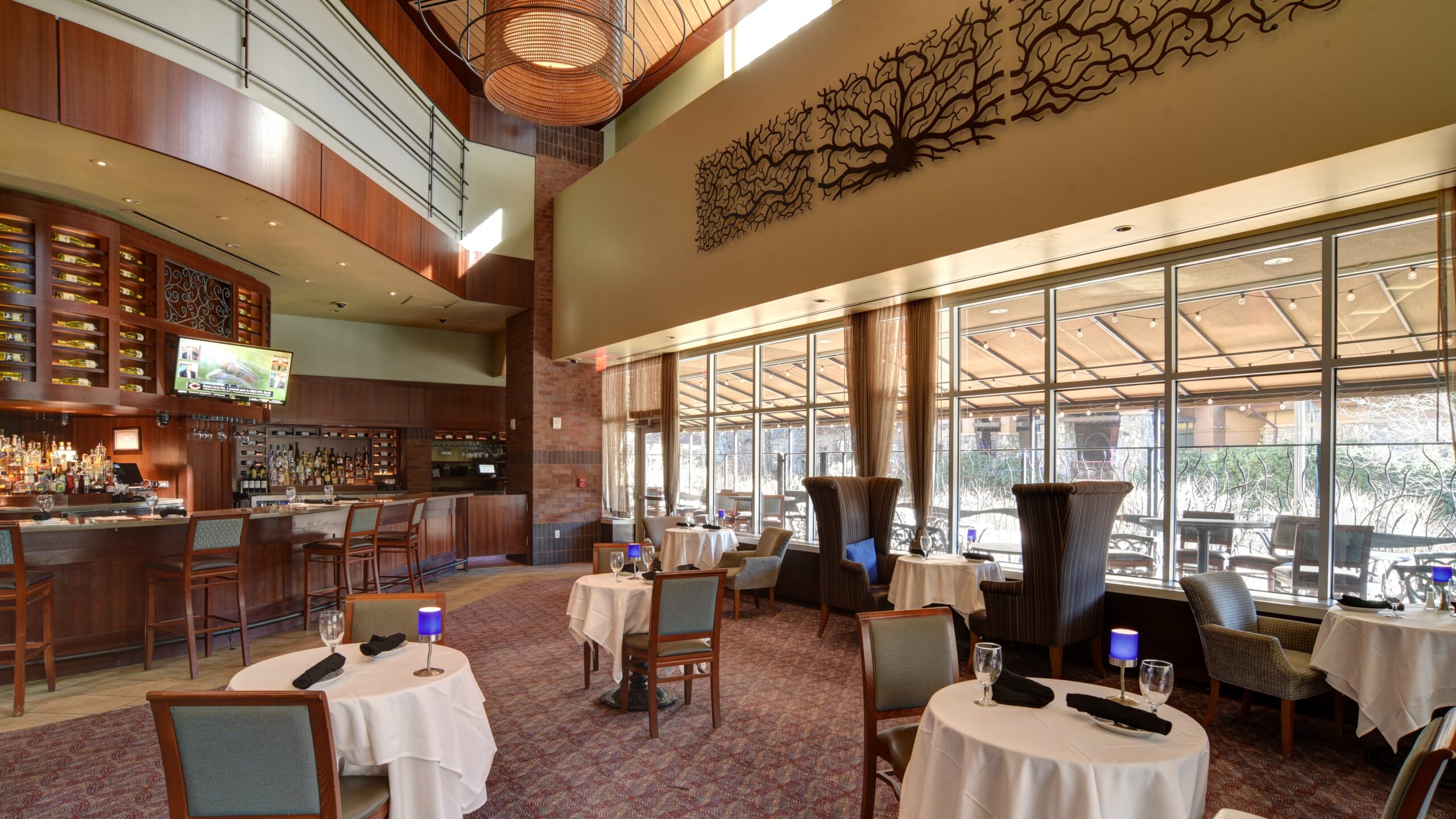 Ruth's Chris Main Dining Room 3