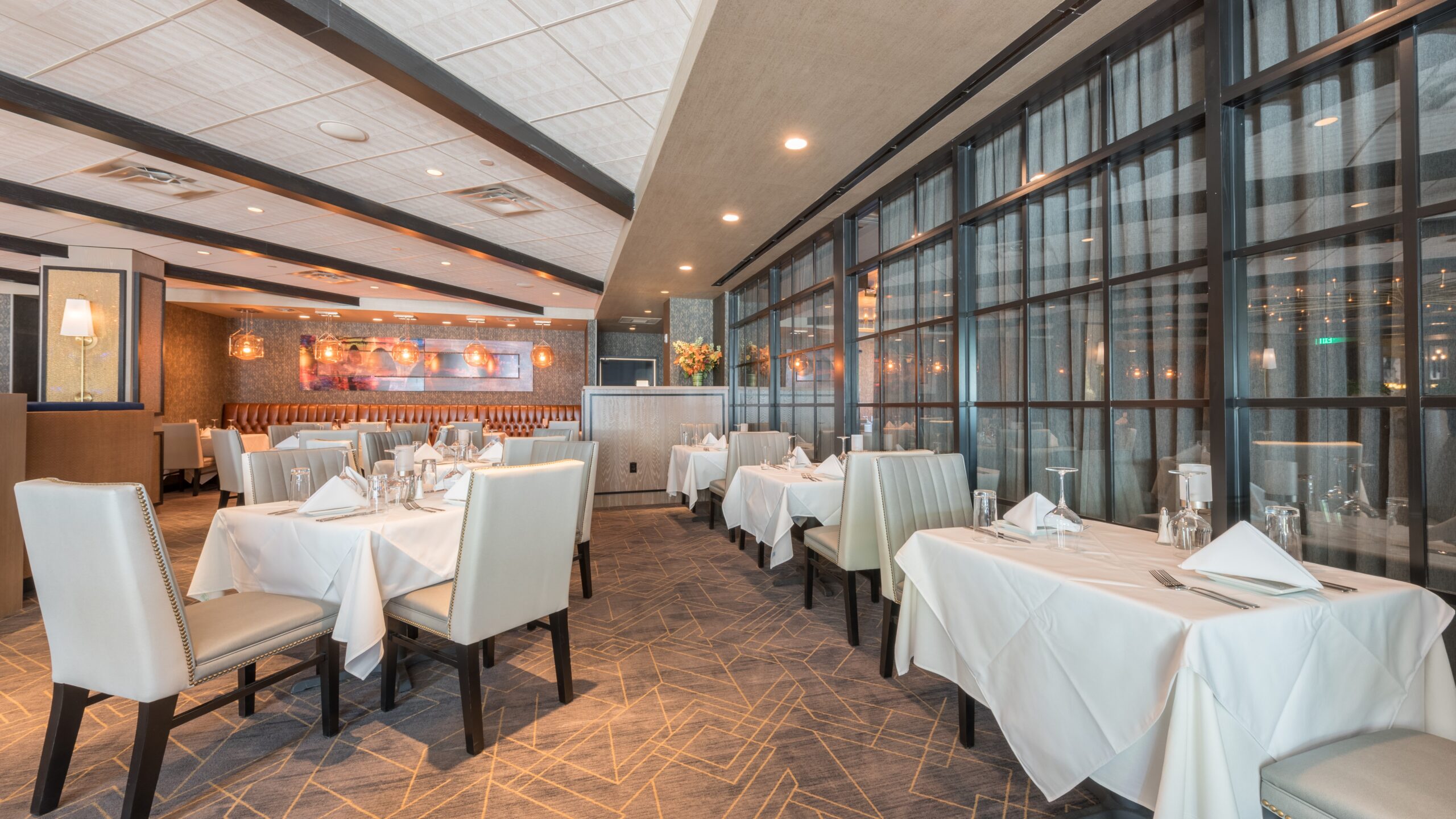 Ruth's Chris Main Dining Room 5