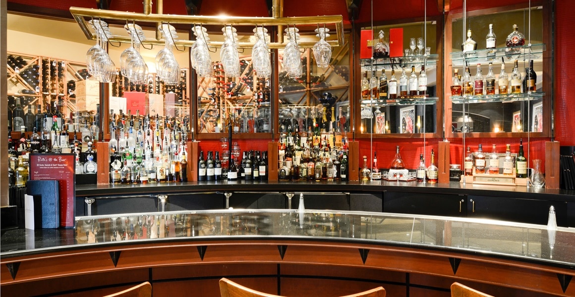 Ruth's Chris Bar 1