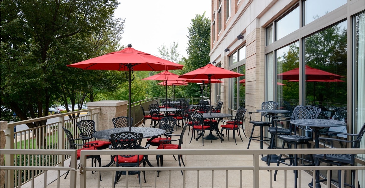 Ruth's Chris Patio 1