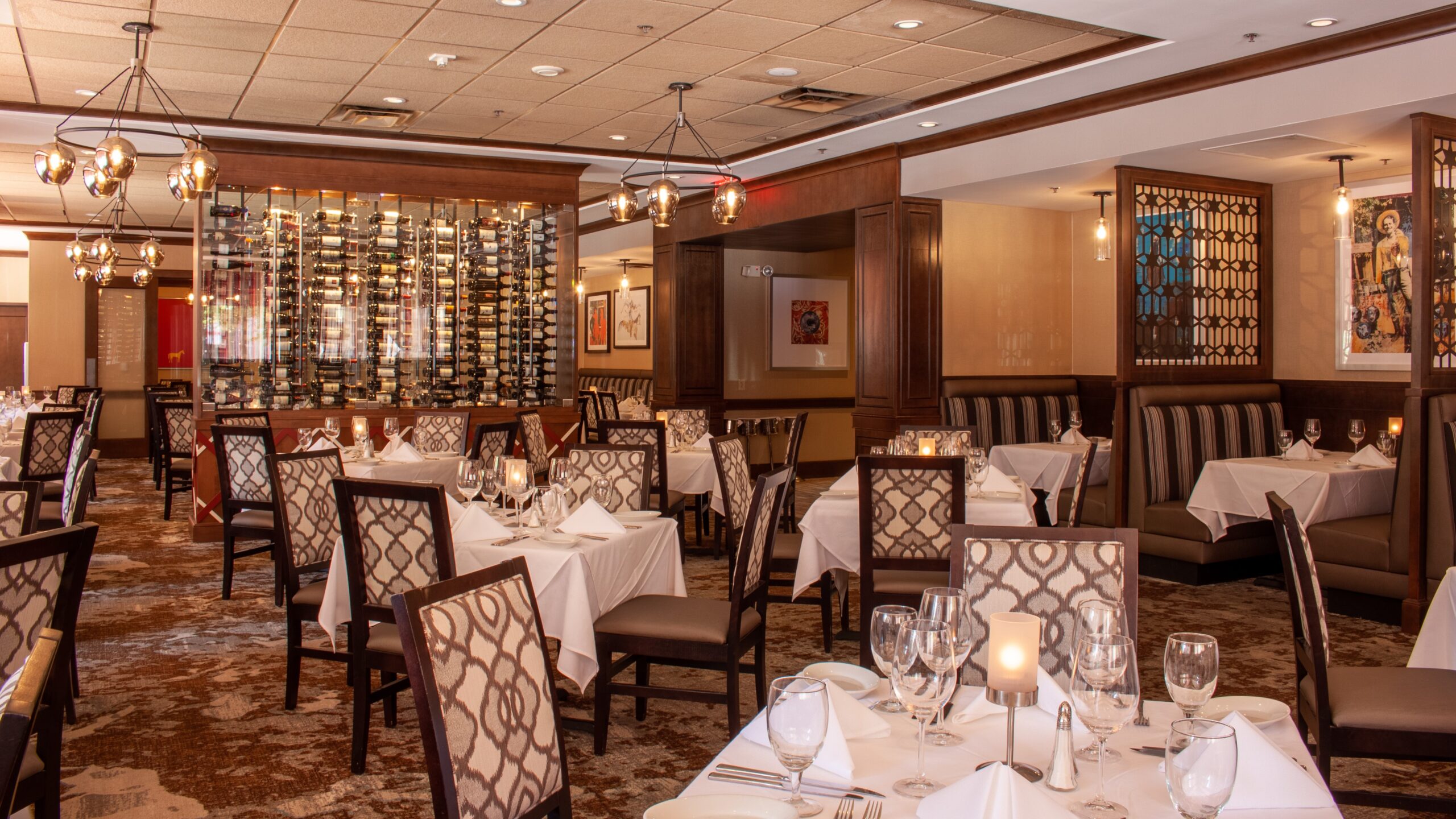 Ruth's Chris Main Dining Room 1