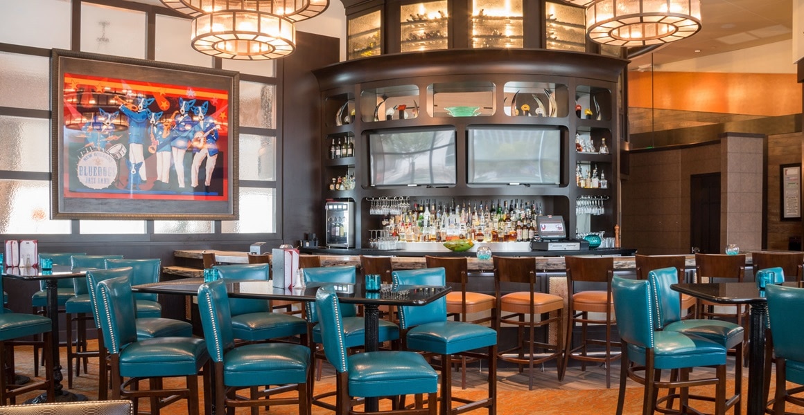 Ruth's Chris Bar 1