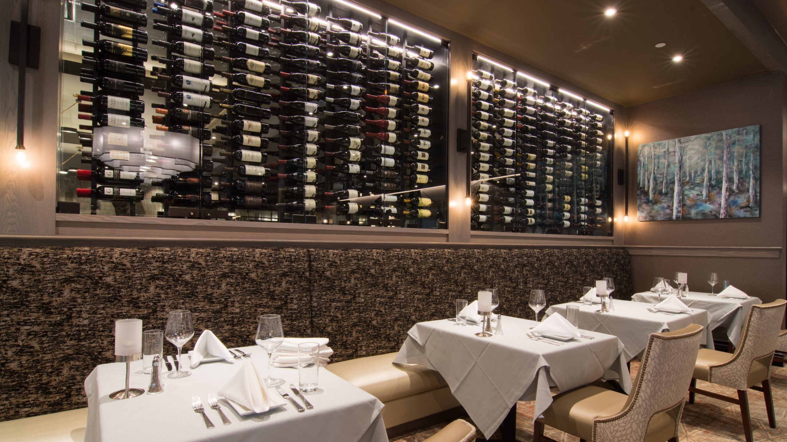 Ruth's Chris Main Dining Room 5