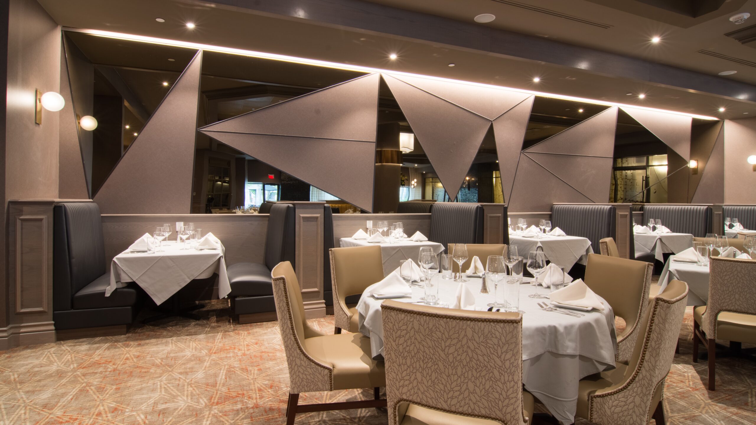 Ruth's Chris Main Dining Room 6