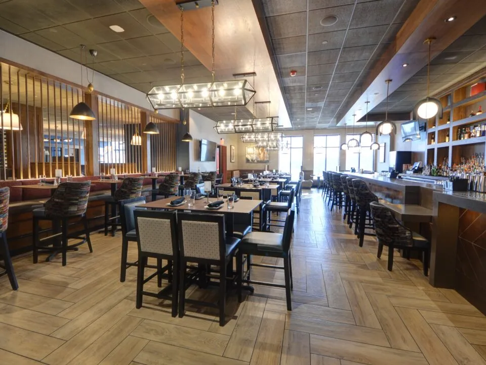 Ruth's Chris Bar 1