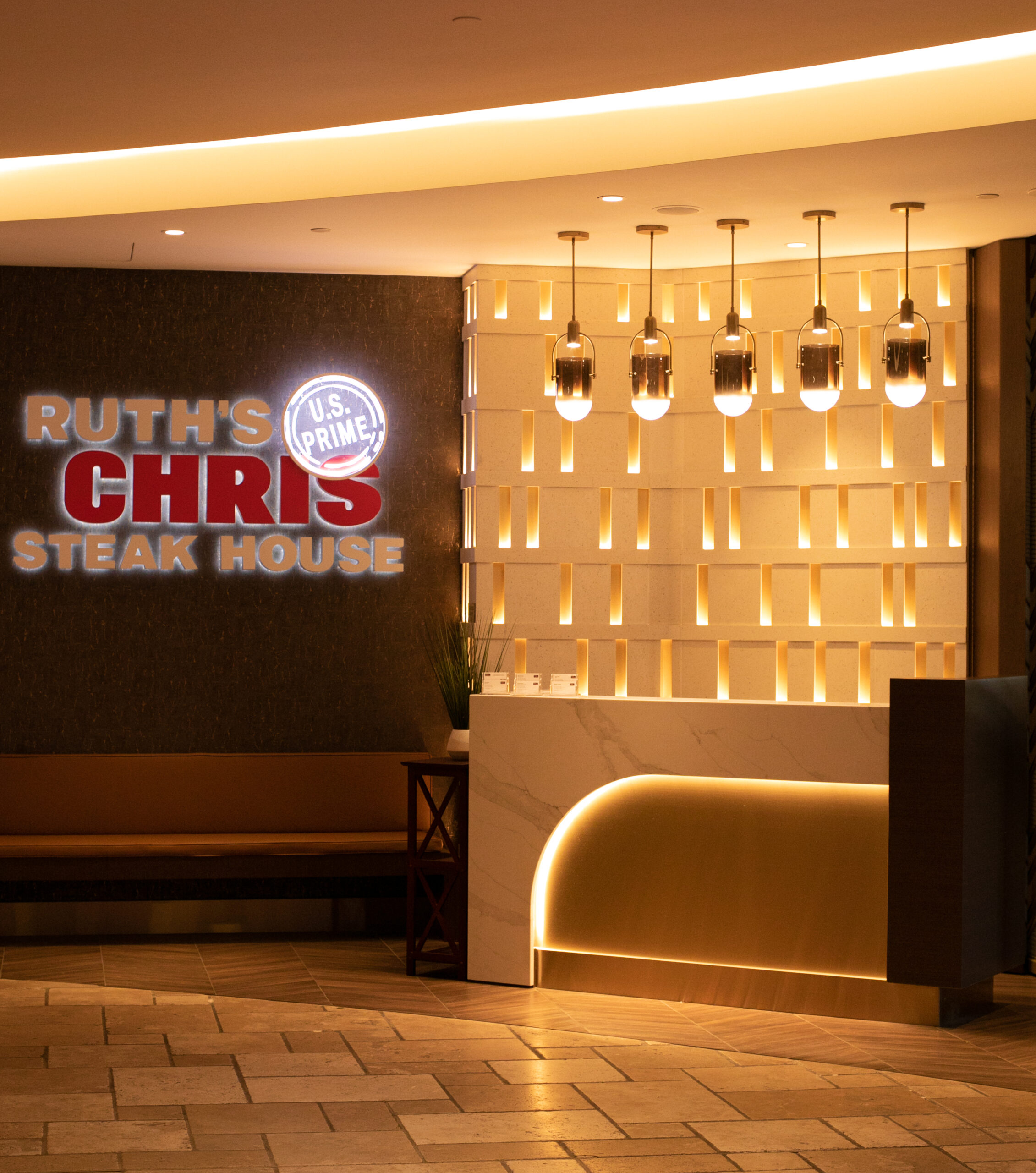 Ruth's Chris Dining Room 1