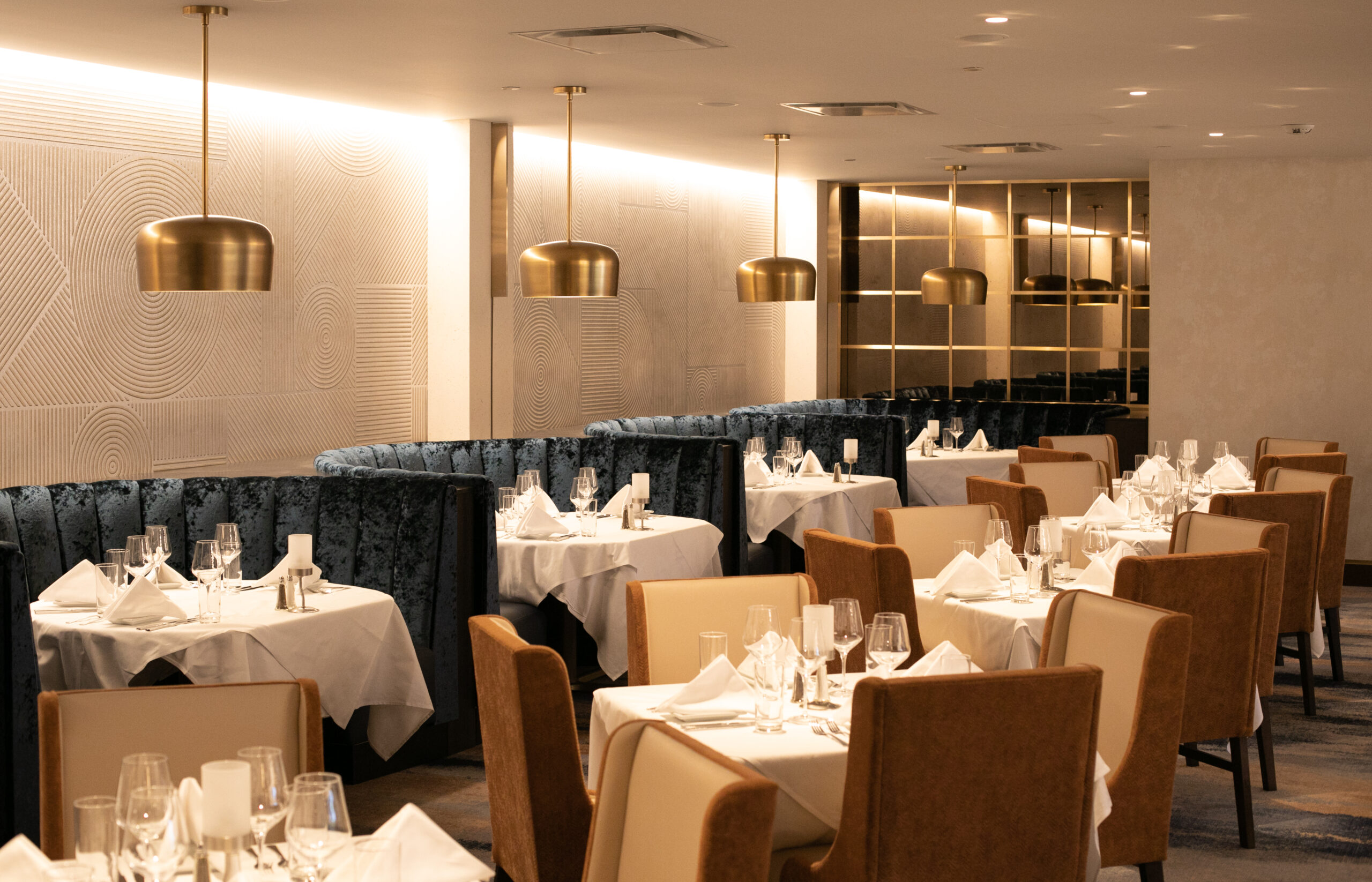 Ruth's Chris Dining Room Main