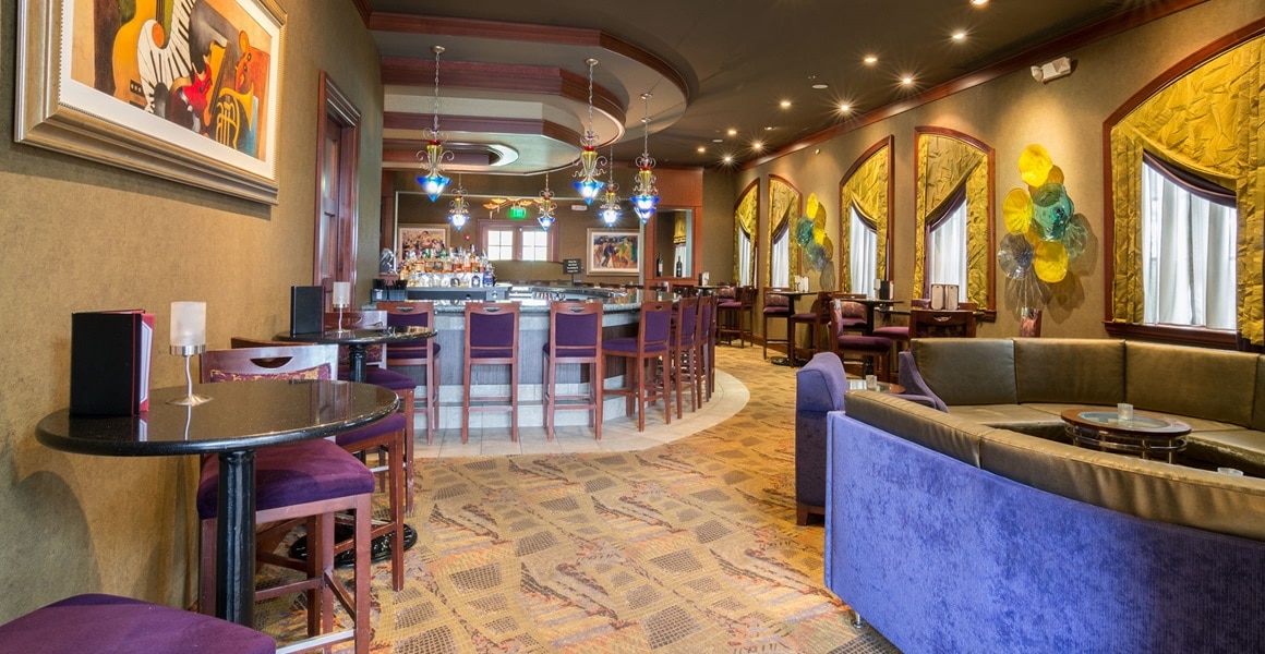 Ruth's Chris Bar 2