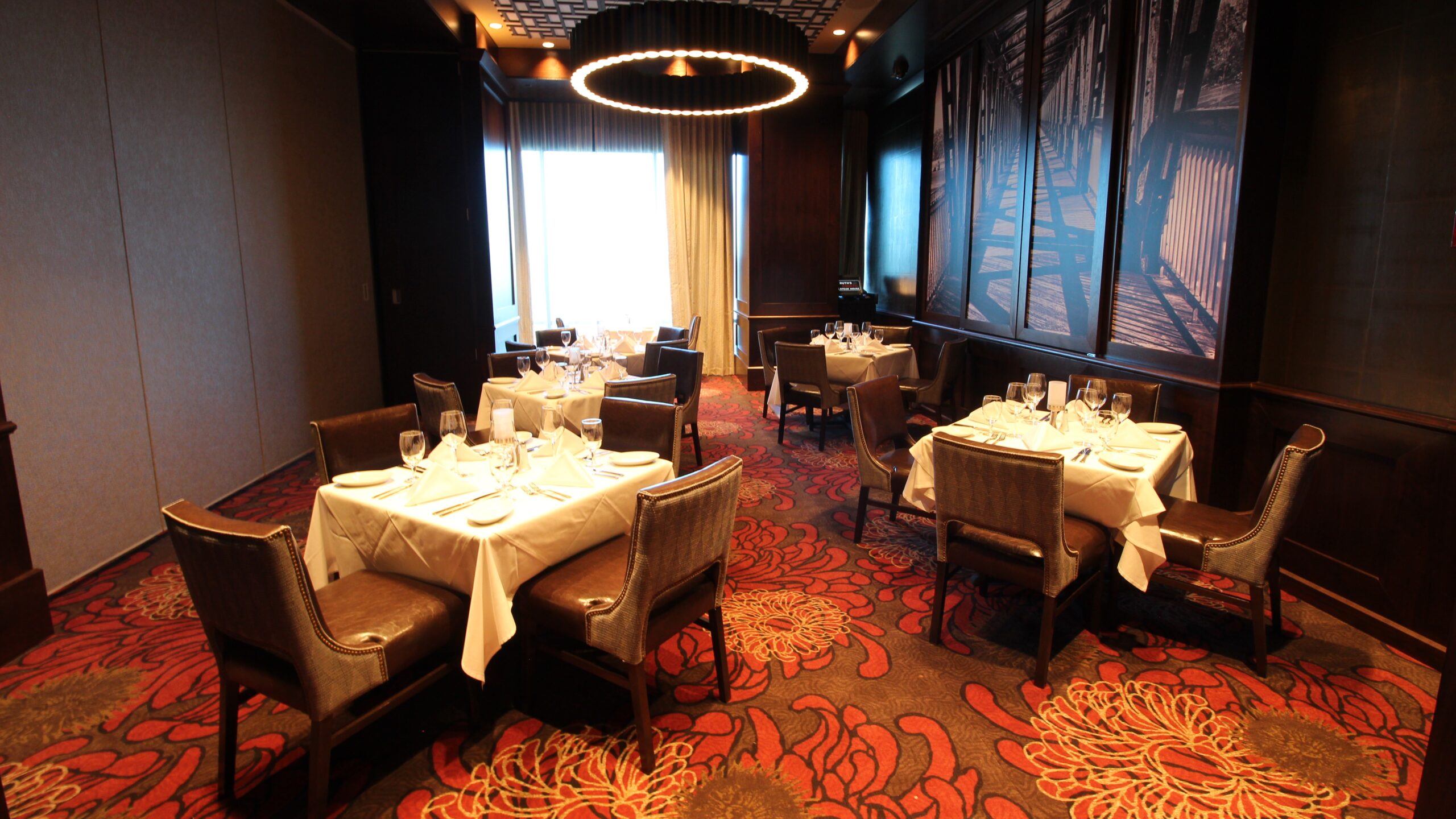 Ruth's Chris Main Dining Room 1