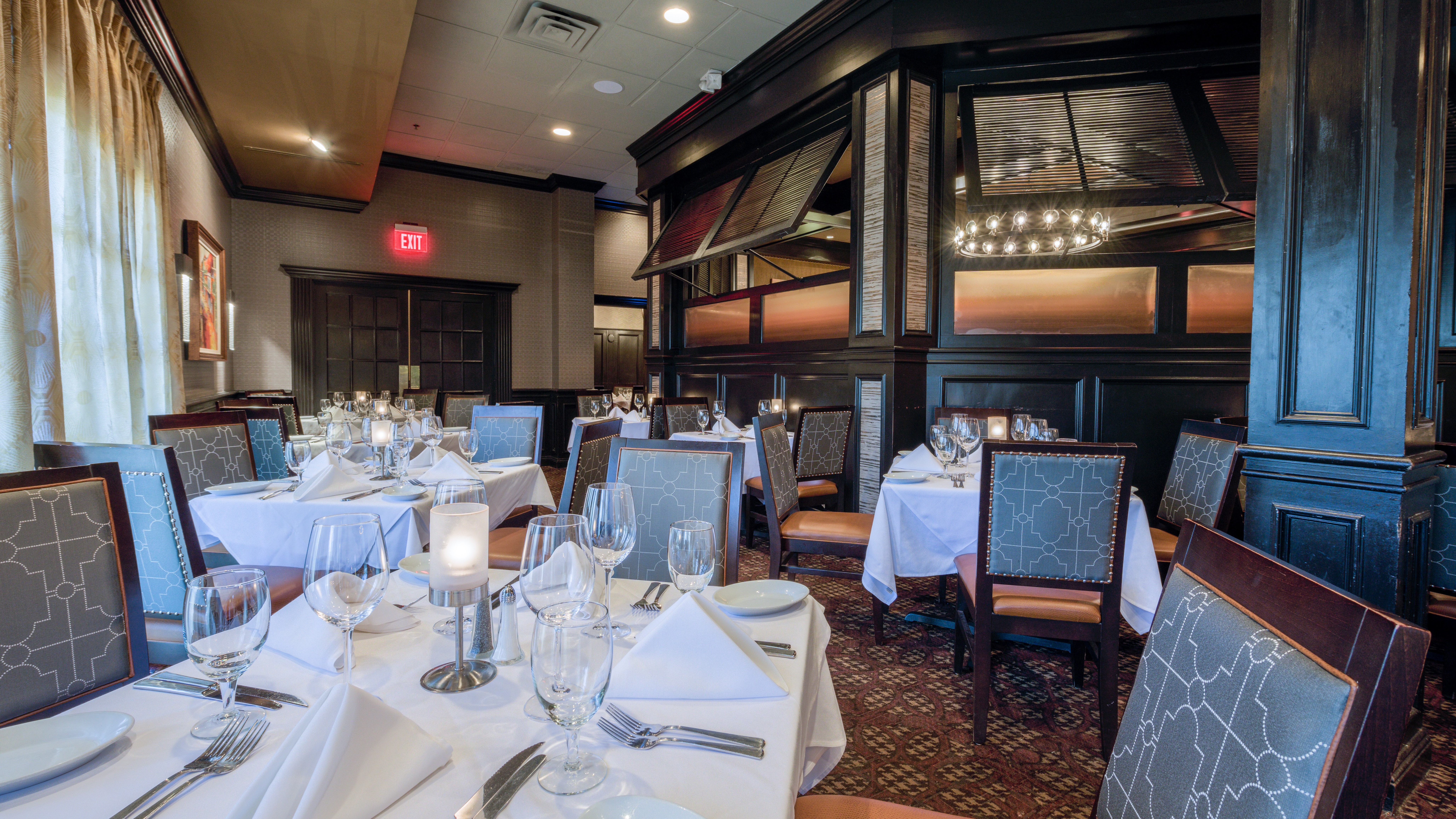 Ruth's Chris Main Dining Room 3