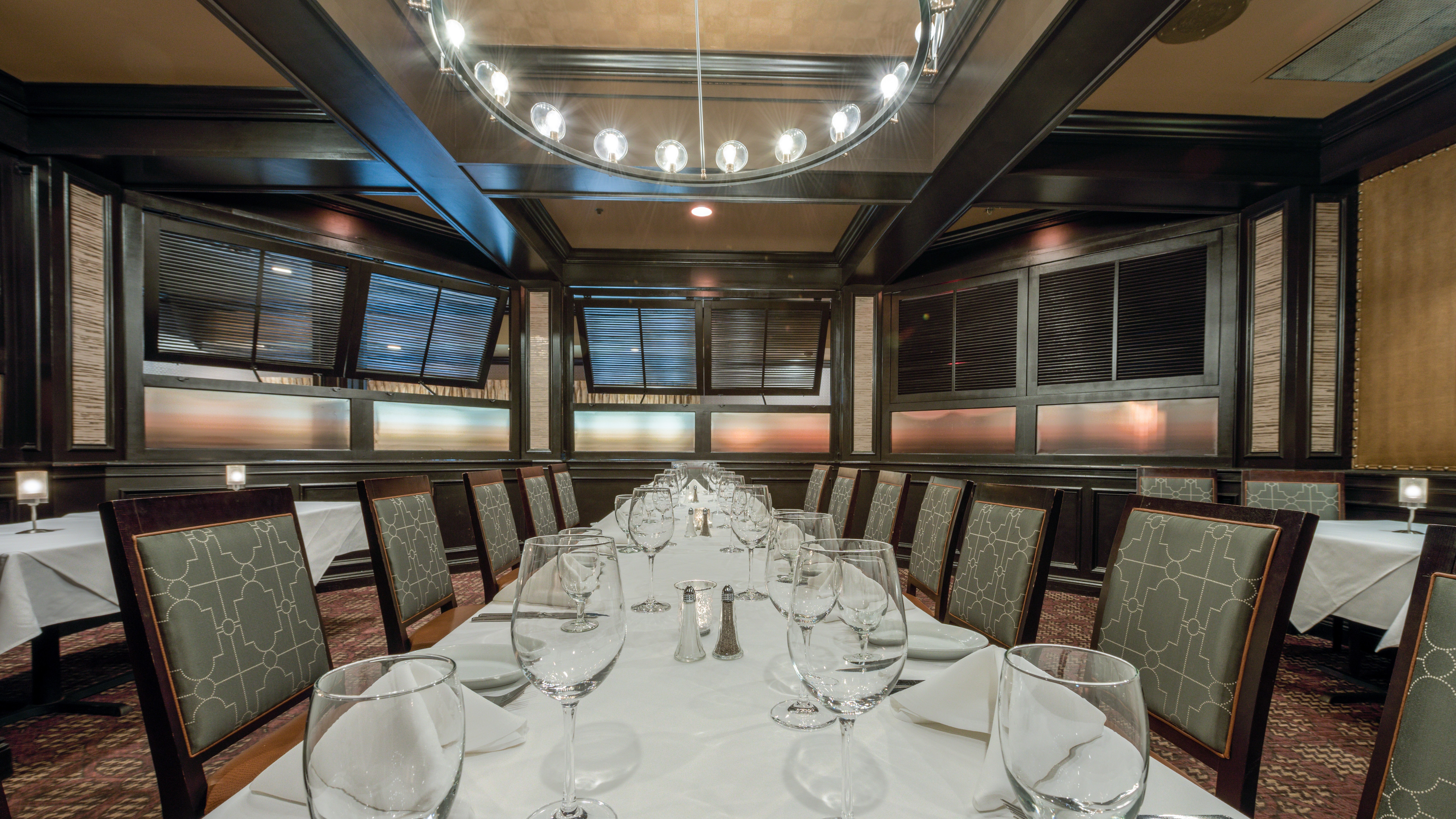 Ruth's Chris Private Dining Room 3