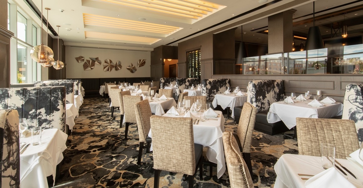 Ruth's Chris BDining Room Mainar