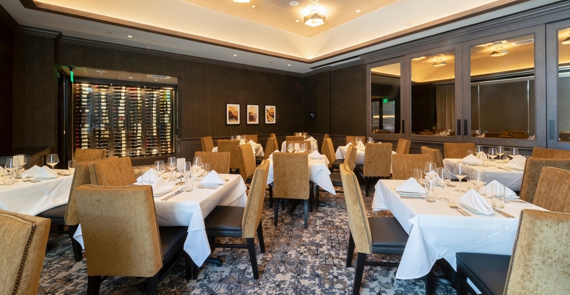 Ruth's Chris Dining Room 2