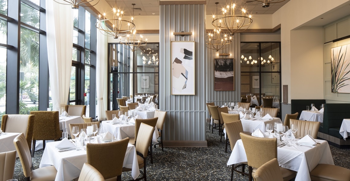 RUTH’S CHRIS STEAK HOUSE Dining Room