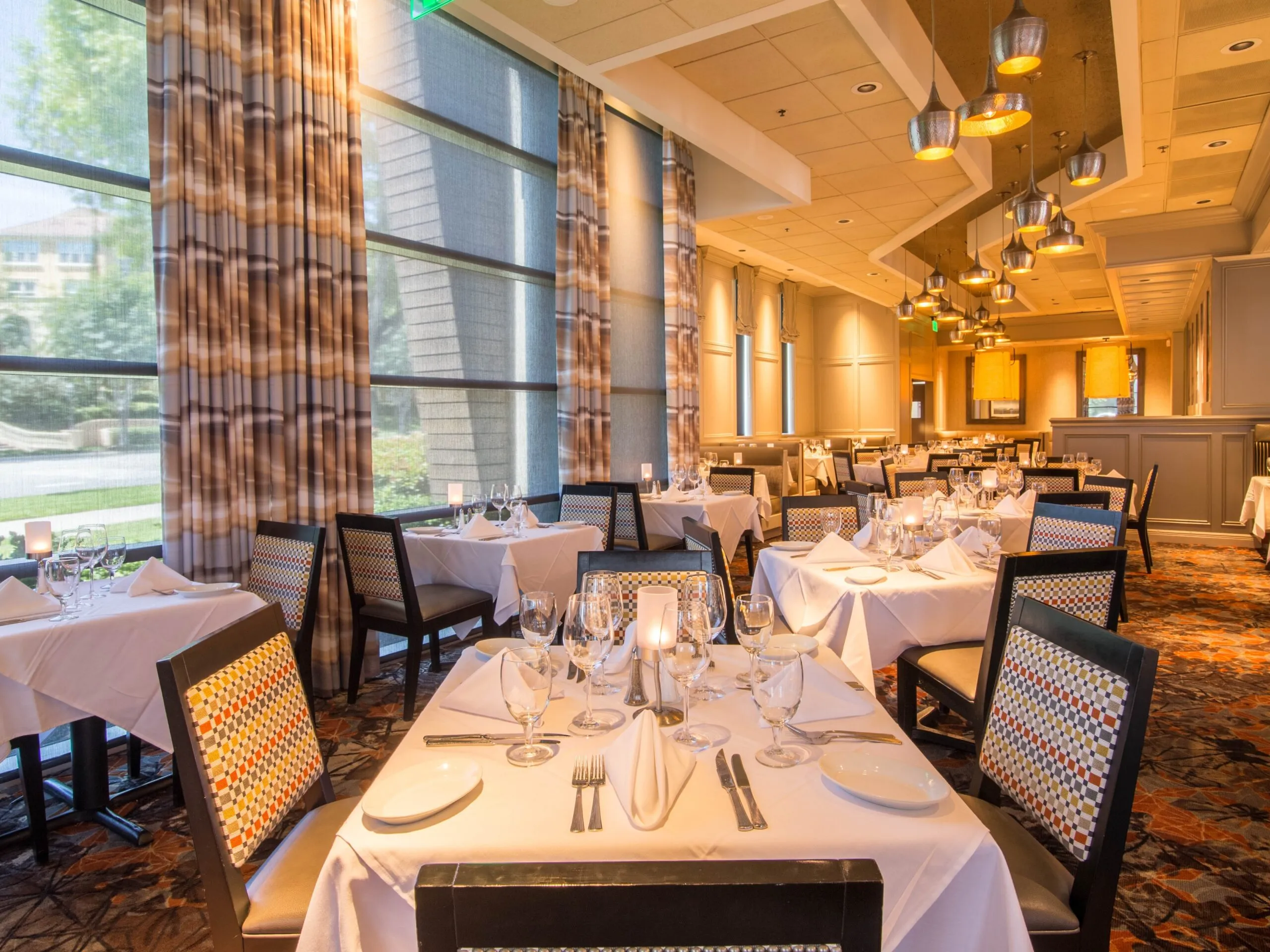 RUTH’S CHRIS STEAK HOUSE Dining Room