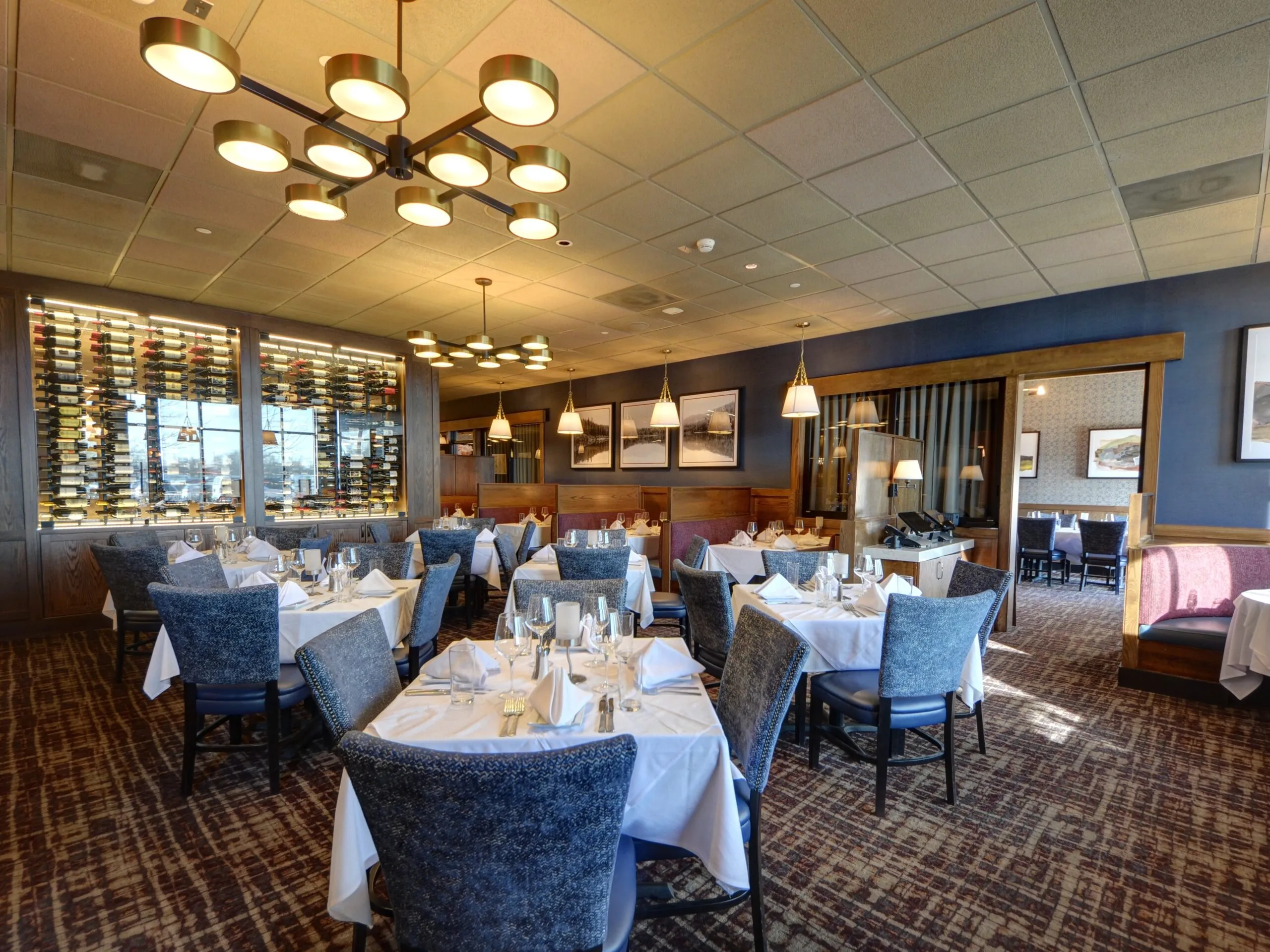 RUTH’S CHRIS STEAK HOUSE Dining Room