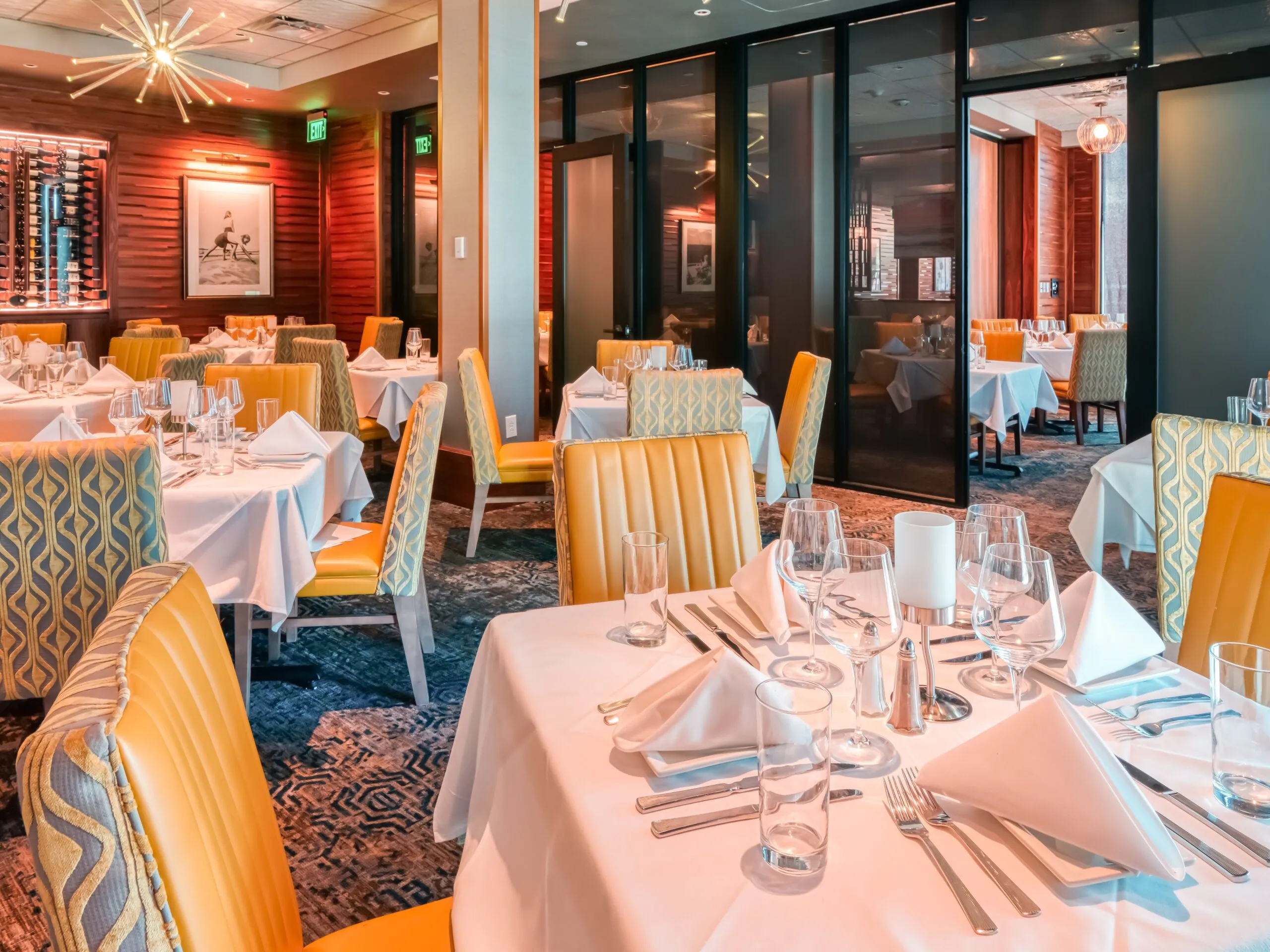 RUTH’S CHRIS STEAK HOUSE Dining Room