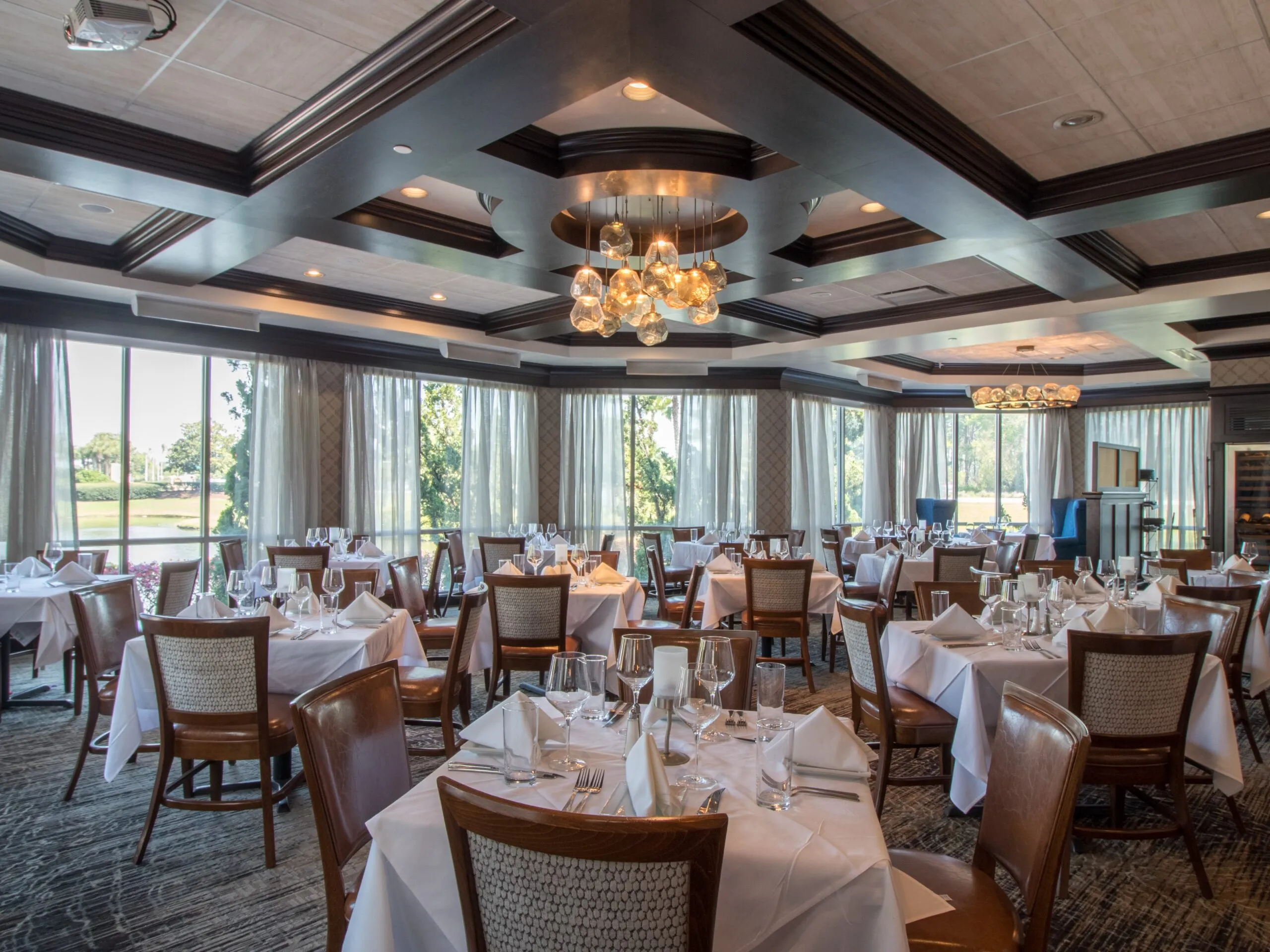 RUTH’S CHRIS STEAK HOUSE Dining Room