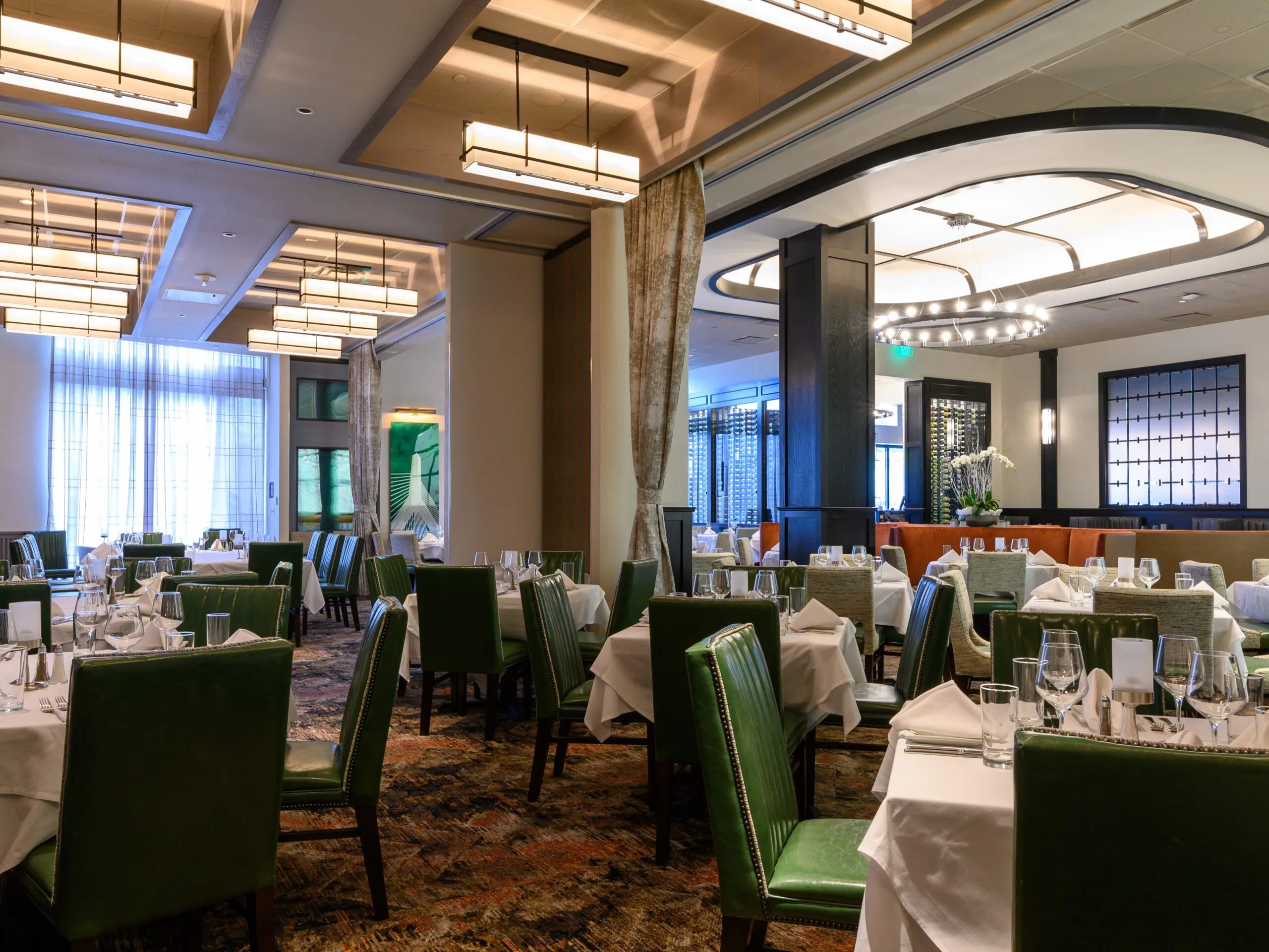RUTH’S CHRIS STEAK HOUSE Dining Room